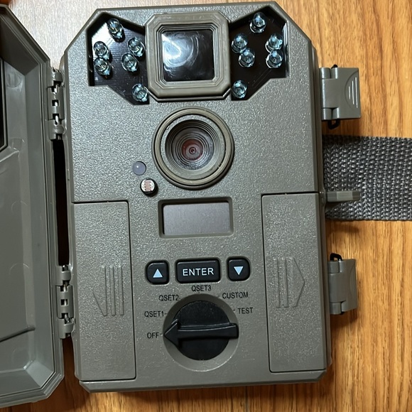 Stealth Cam - Picture 4 of 5